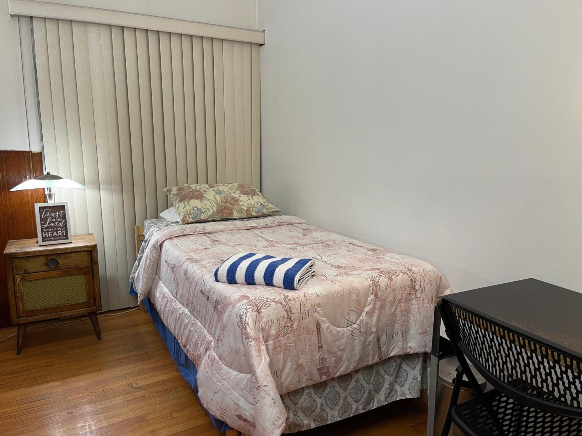 Rooms In Monterey Park Ca Экстерьер фото